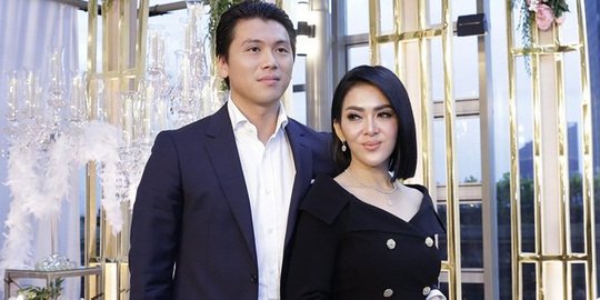 Perut Syahrini yang Terlihat Membesar Jadi Sorotan Warganet, Hamil?