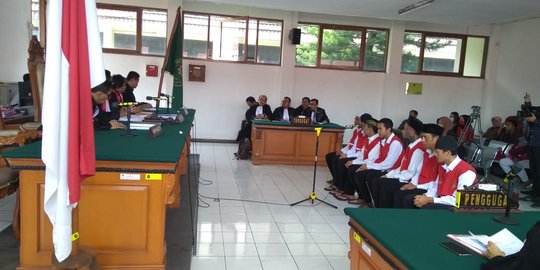 7 Penganiaya Haringga Diganjar Hukuman Lebih Dari 5 Tahun Bui