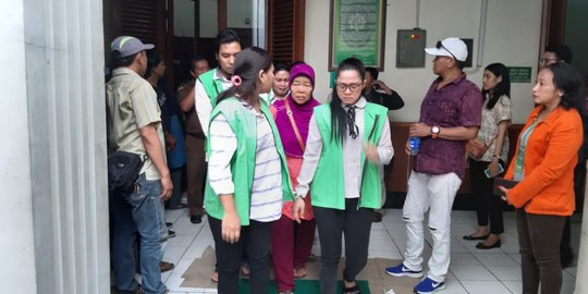 Divonis Hukuman Seumur Hidup, 3 Wanita Kurir Narkoba Menangis