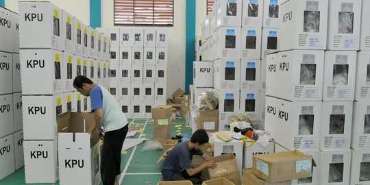 Surat Suara Tercoblos, KPU Tak akan Buru-buru Putuskan Tunda Pemilu di Malaysia