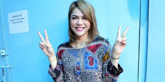 2 Minggu Jelang Lahiran, DJ Butterfly Tak Mau Berat Badannya Tambah Lagi