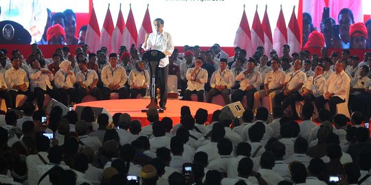 Sebelum Kampanye di GBK, Jokowi akan Zikir Bersama Kiai dan Santri