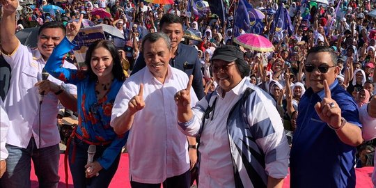Menteri Siti Nurbaya dan Gubernur Riau Kampanyekan Jokowi di Rokan Hulu