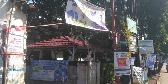 Pasar Rebo-GBK Terpantau Masih Banyak Alat Peraga Kampanye 'Mejeng'