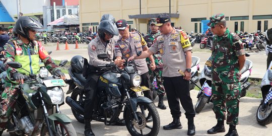 Kapolda Jabar Bersama Pangdam III Siliwangi Patroli Jelang Pencoblosan