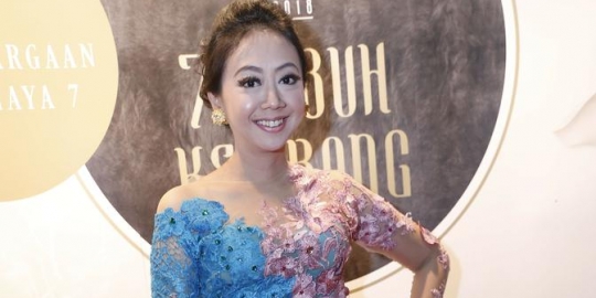 Asri Welas Melahirkan Anak Ketiga