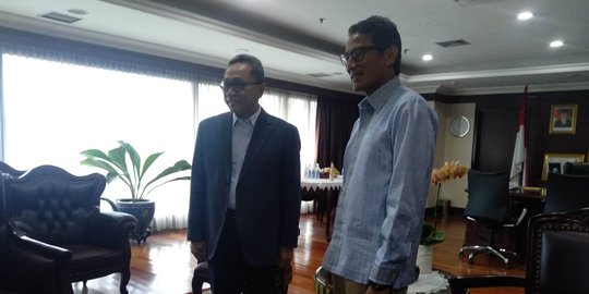 Sandiaga Temui Zulkifli Hasan di MPR