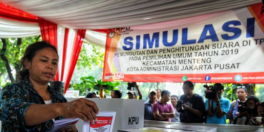 politik di media sosial rev1