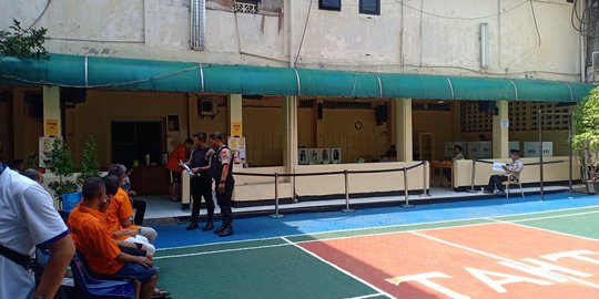 Ratusan Personel Amankan Ratna Sarumpaet dan Tahanan Nyoblos di Polda Metro Jaya
