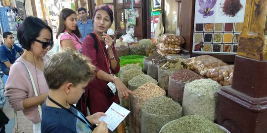 Menggali Pesona Kota Tua dan Pasar Rempah di Dubai Lewat Walking Tour