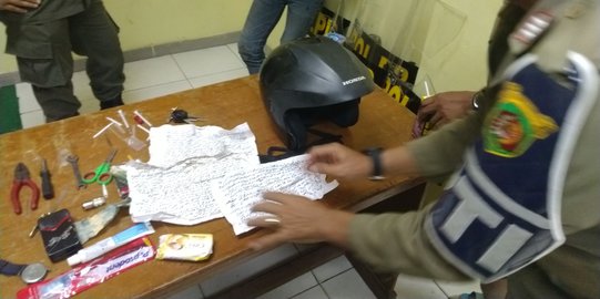 Berbekal Jimat, Residivis di Samarinda Tepergok Hendak Curi Helm