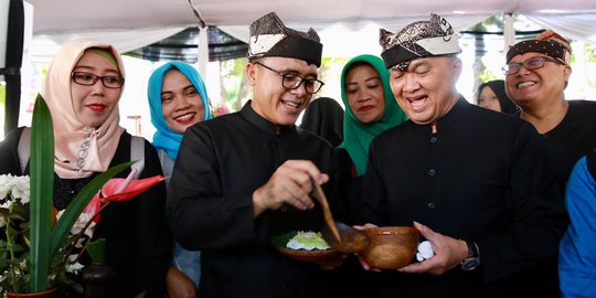 Dibuka Bupati Anas, Festival Banyuwangi Kuliner Tahun ini Angkat Pecel Rawon