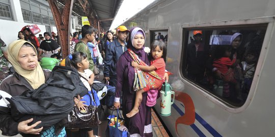 Penumpang Kereta Api saat Lebaran 2019 Tetap Meningkat Meski Ada Tol Trans Jawa