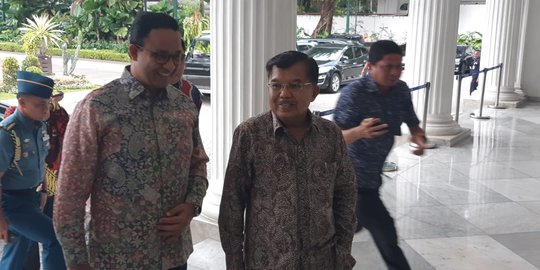 Satu Mobil, Wapres JK dan Anies Bicarakan Permasalahan Jakarta