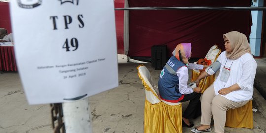 Pemprov Jatim Santuni Keluarga 19 Petugas Pemilu Meninggal