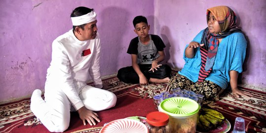 Dedi Mulyadi jadi Ayah Angkat dari Anak Penyelenggara Pemilu yang Meninggal Dunia