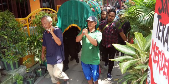 Kelelahan, 3 Petugas KPPS dan 1 Anggota Linmas di Surabaya Meninggal Usai Jaga TPS