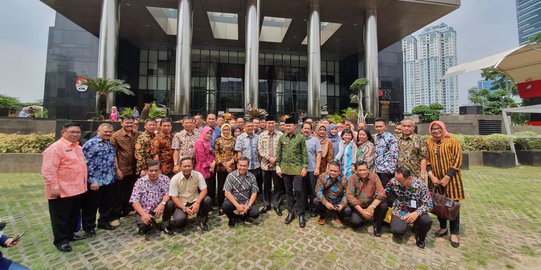 Lapor LHKPN, Wali Kota Bogor Boyong Camat dan Kepala Dinas ke KPK