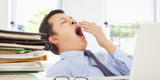 Kurang Tidur Selama 16 Menit Bisa Sebabkan Harimu di Kantor Jadi Berantakan