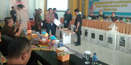 Tak Sediakan Snack, Ketua KPU Palembang Diteriaki saat Pleno Hitung Suara