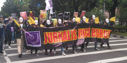 Ikut Aksi Demo Buruh, AJI Indonesia Kritisi Kekerasan Pada Wartawan