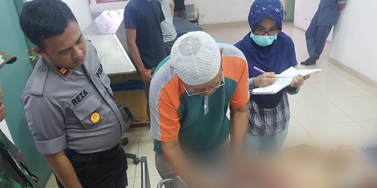 Asyik Berteduh saat Hujan Deras, 2 Orang Tewas Disambar Petir di Kukar