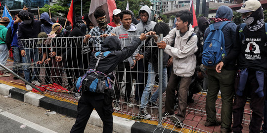 Transjakarta akan Lapor Polisi Soal Perusakan Pagar Saat Perayaan Hari Buruh