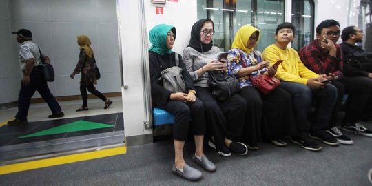 Diskon Setengah Harga Tarif MRT Jakarta Diperpanjang Hingga 12 Mei 2019