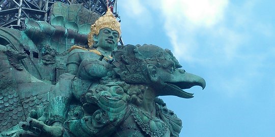 Pemprov Bali Akui Kunjungan Wisatawan Menurun karena Harga Tiket Pesawat Mahal