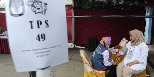 Begini Beratnya Tugas KPPS Hingga Banyak yang Meregang Nyawa