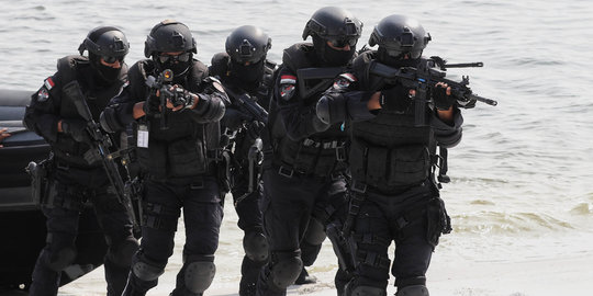 Gertakan TNI di Laut Indonesia Bikin Ciut Kapal Asing