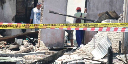 Kantor Camat Tempat Penyimpanan Logistik Pemilu di Gunungsitoli Terbakar