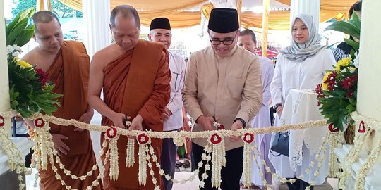 Resmikan Vihara Umat Buddha Bupati Anas Dorong Tempat Ibadah Yang Multiguna Merdeka Com