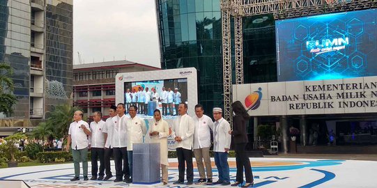 Menteri Rini Resmikan Peletakan Batu Pertama Gedung BUMN Center
