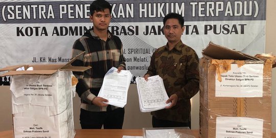 Polisi Serahkan Temuan 2 Dus Form C1 Diduga Palsu ke Bawaslu DKI