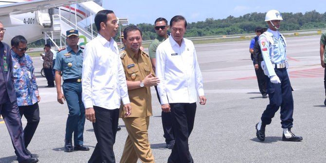 Kunjungan ke Kalmantan, Jokowi Ingin Tinjau Lokasi Alternatif Ibu Kota Baru Kunjungan ke Kalimantan, Jokowi Ingin Tinjau Lokasi Alternatif Ibu Kota Baru