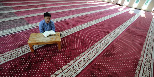 Mengisi Waktu Berpuasa dengan Tadarus Alquran