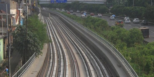 Ini Alasan LRT Jakarta Masih Belum Beroperasi