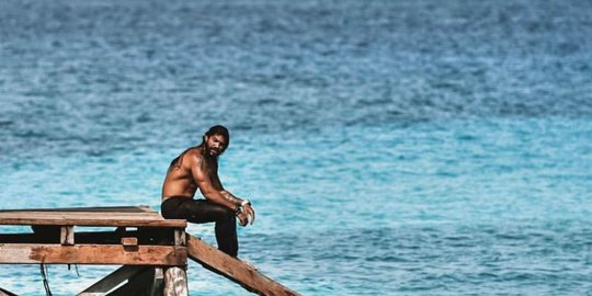 intip 7 potret jeremiah lakhwani, 'aquaman' nya indonesia