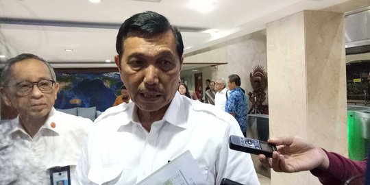 Luhut Sebut Kebijakan Penenggelaman Kapal Tak Efektif Jangka Panjang