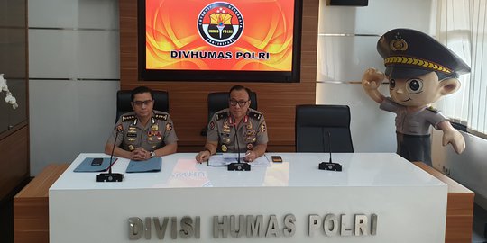 Terduga Teroris Bekasi Perakit Bom Mother of Satan dan Mentor Pimpinan JAD Lampung