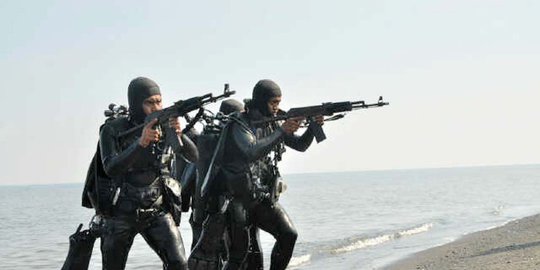 dengan aneka senjata rev1
