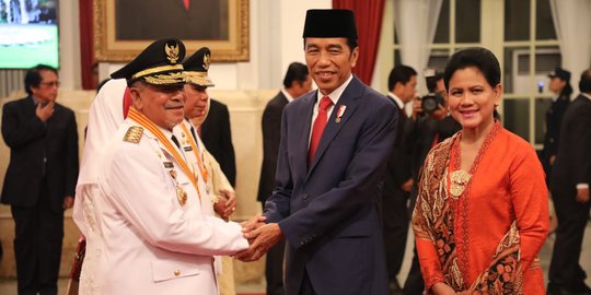 Usai Dilantik, Gubernur Abdul Gani Minta Jokowi Bangun Jalan Tol di Maluku Utara