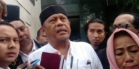 Hadir Pemeriksaan, Eggi Sudjana Terima Kasih Sudah Dijadikan Tersangka