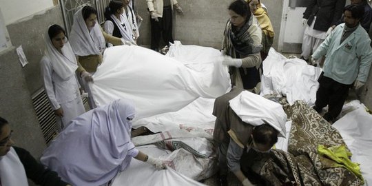 Serangan Bom di Pakistan, Empat Polisi Tewas