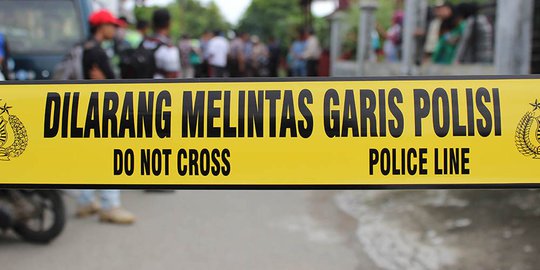 Densus 88 Geledah Rumah Mertua Terduga Teroris di Nganjuk, Sejumlah Barang Disita