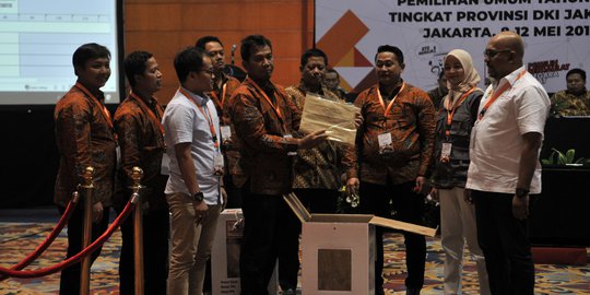 Rekapitulasi KPU: Jokowi-Ma'ruf Unggul 85.181 suara di Kepulauan Riau