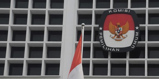 Polisi Belum Beri Izin, Alumni 98 Akan Tetap Menginap di KPU saat Pengumuman Pilpres