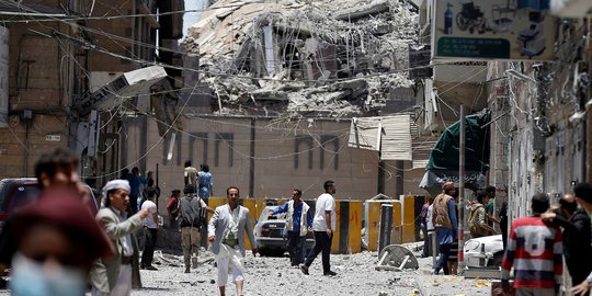 Serangan Udara Koalisi Saudi Bombardir Ibu Kota Yaman, Enam Warga Sipil Tewas
