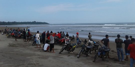 2 Bocah Terseret Ombak saat Berenang di Pantai Selatan Garut, 1 Ditemukan Meninggal